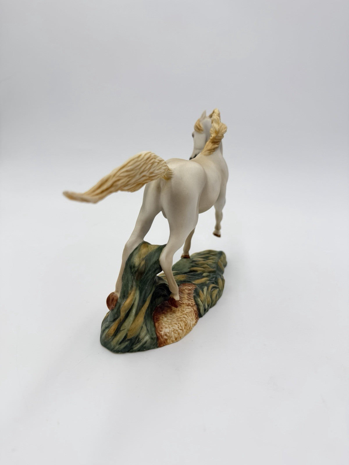 Franklin Mint Porcelain 1989 Great Horses of the World Camargue White Horse