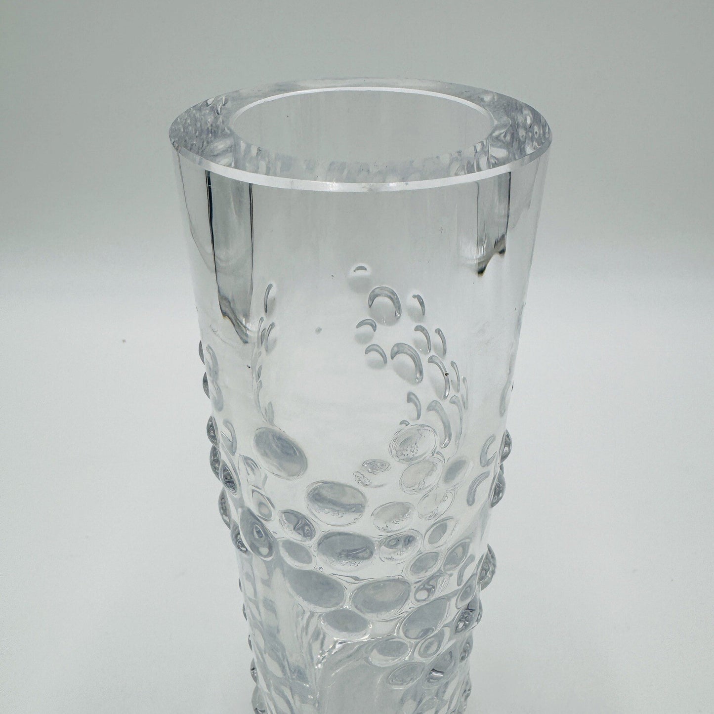 Bengt Edenfalk for Skruf Vase Swedish Art Glass 1970's 8in