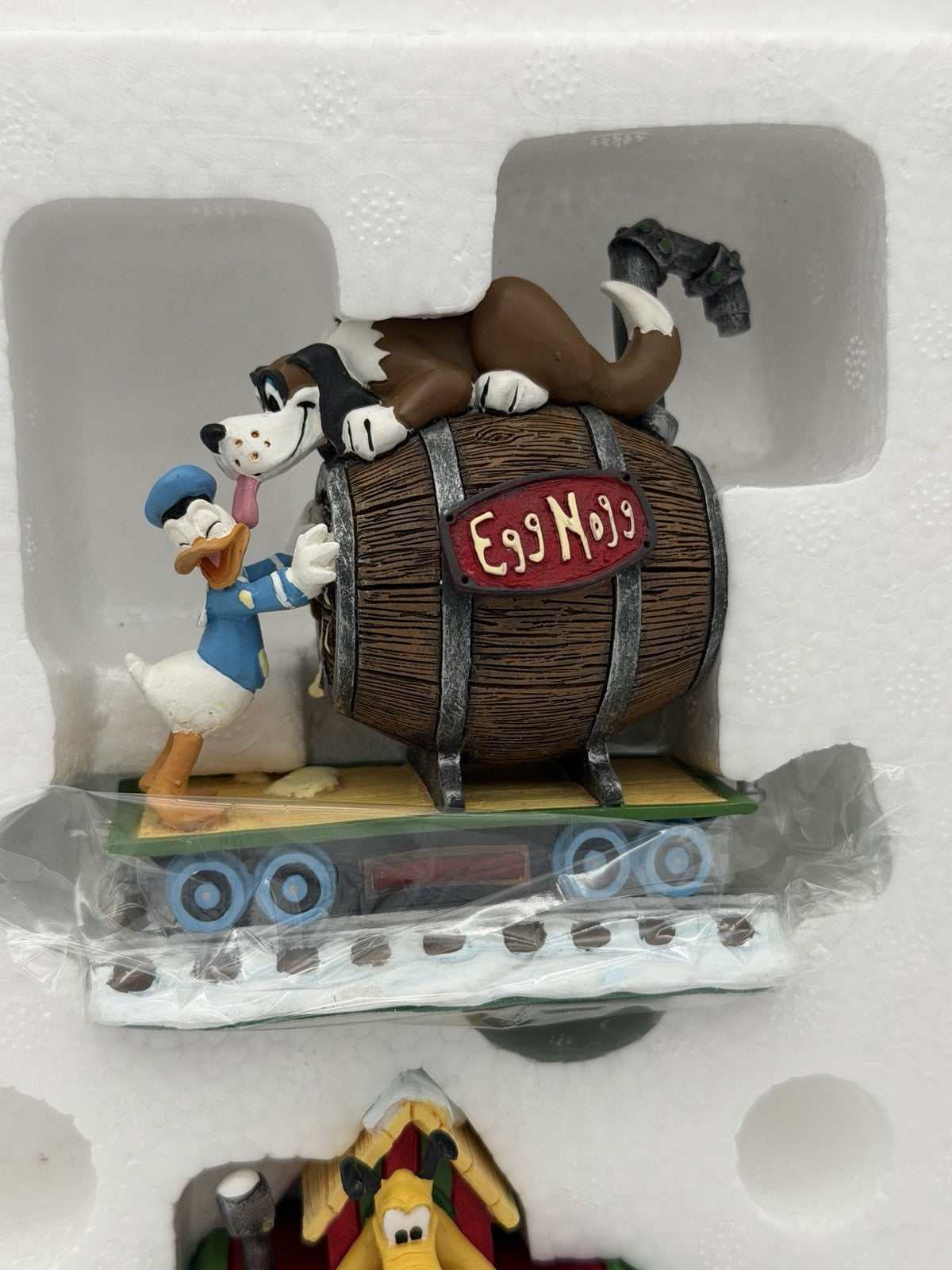 The Danbury Mint Disney Goofy Holiday Express Christmas Train Figurine Resin Set