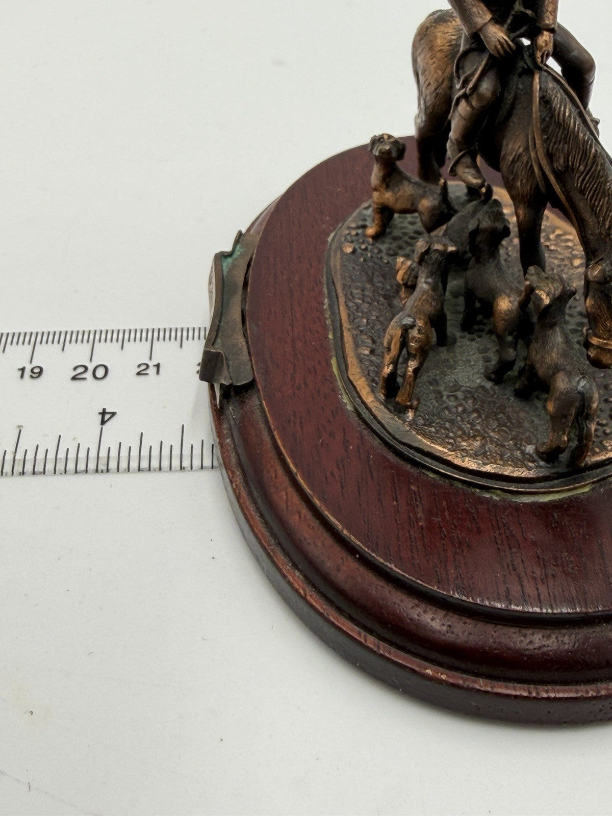 Vintage To The Hounds Metal rider horseback hounds Figurine