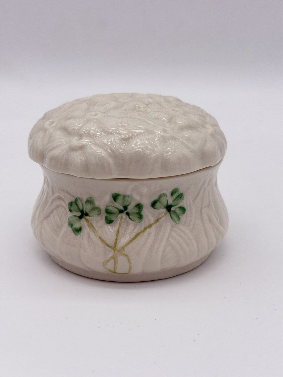 Belleek Ireland Porcelain Daisy Shamrock Lidded Trinket Box Embossed Vintage 3”