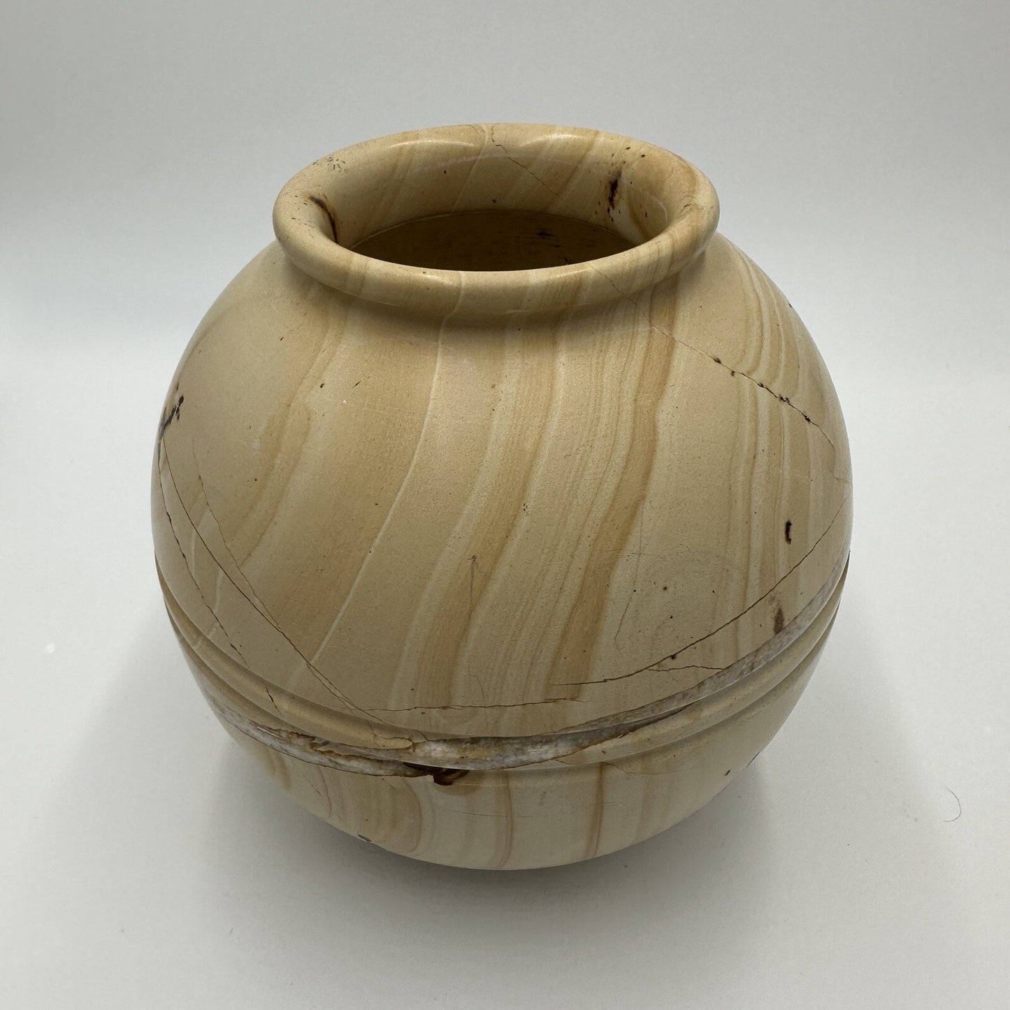Sedlak Marble Vase Urn USA Crackled Design Stone Heavy Home Decor Interior