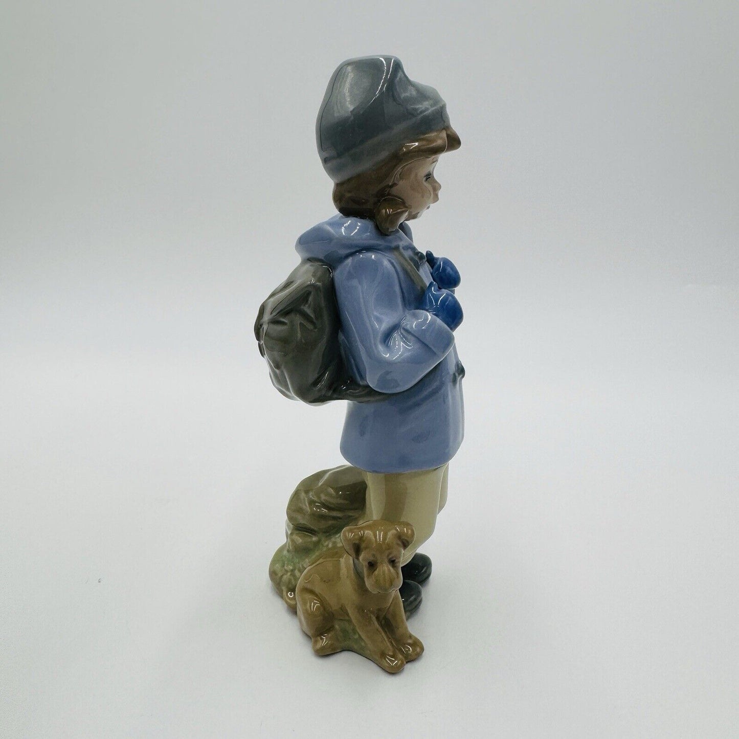 Nao By Lladro Spain Porcelain Figurine #1038 Retired Traveling Girl With Puppy