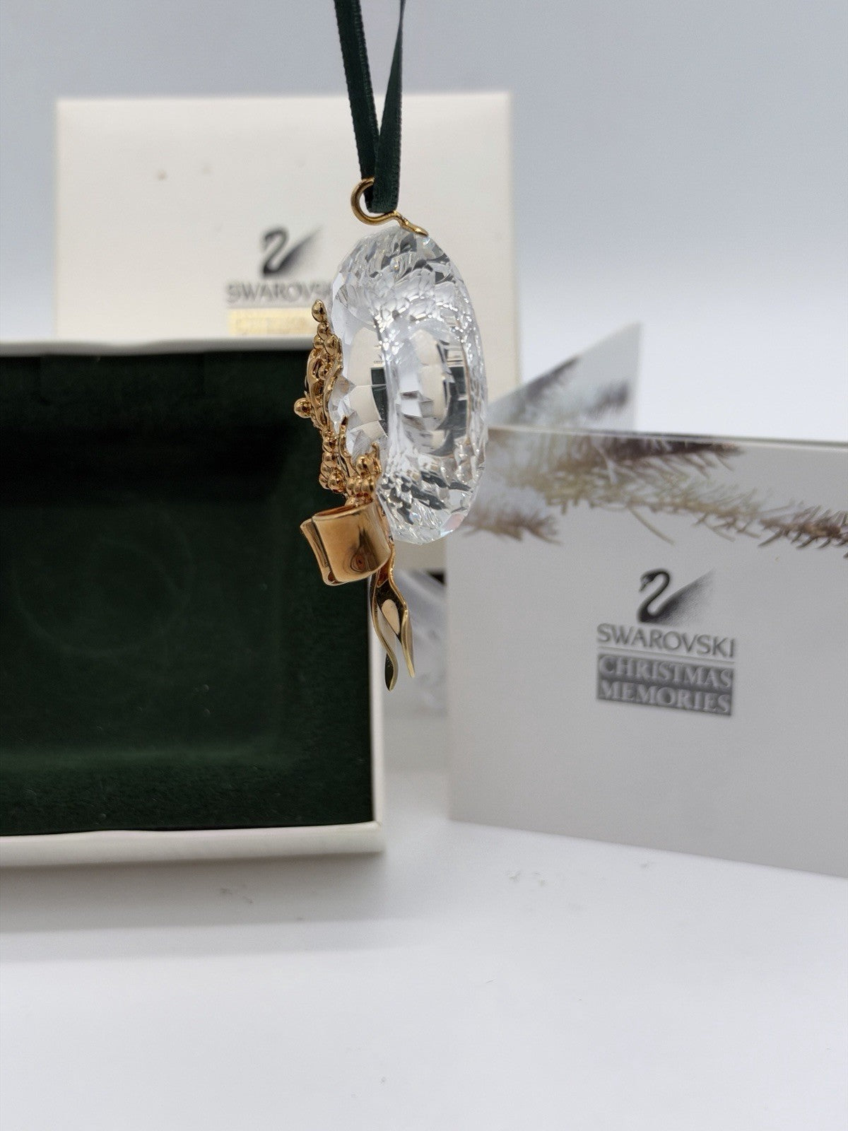 Swarovski Crystal Austria Memories Ornament 1996 Christmas Wreath Box & COA