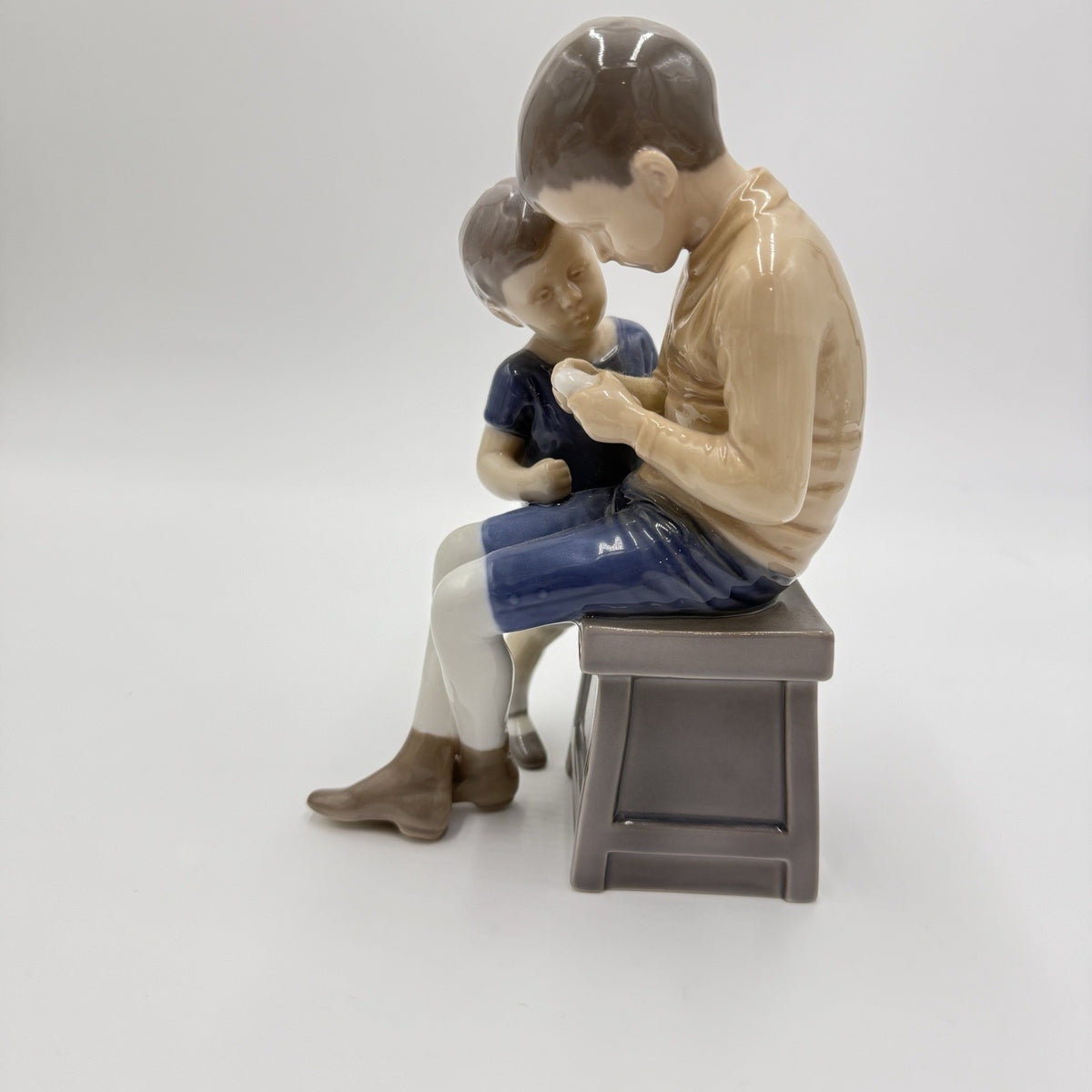 Bing and Grondahl Porcelain Denmark Figurine Tom & Willy No. 1648 Large Glossy