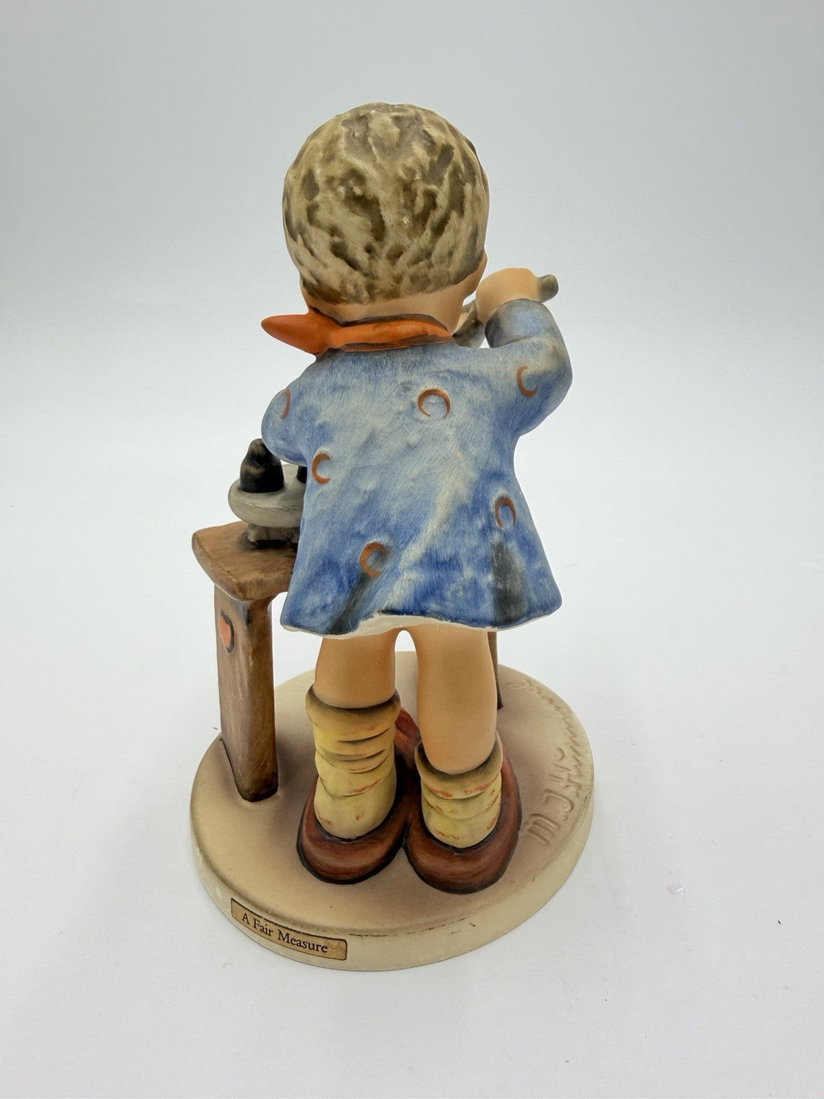 Hummel Goebel Figurine A Fair Measure #345 W. Germany Porcelain Painted Vtg 6”H