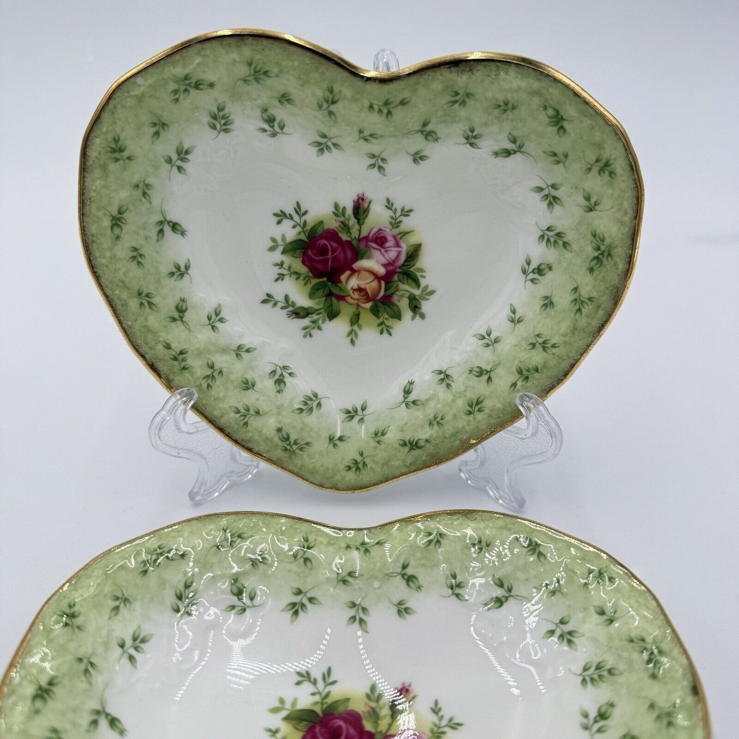 Royal Albert Old Country Roses Green rim Heart Shaped Porcelain Trinkets Set 2