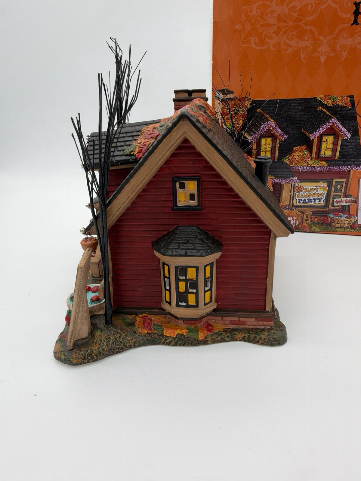 Department 56 Halloween Trick Or Treat Lane Party House Village Collection Boxed