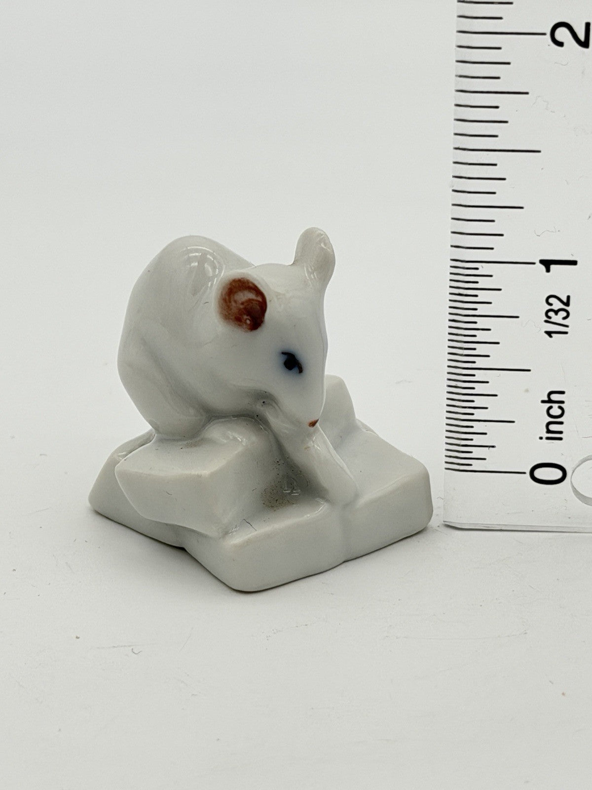 Rare Royal Copenhagen Denmark Porcelain White Mouse On Sugar Cube 1.2” Figurine