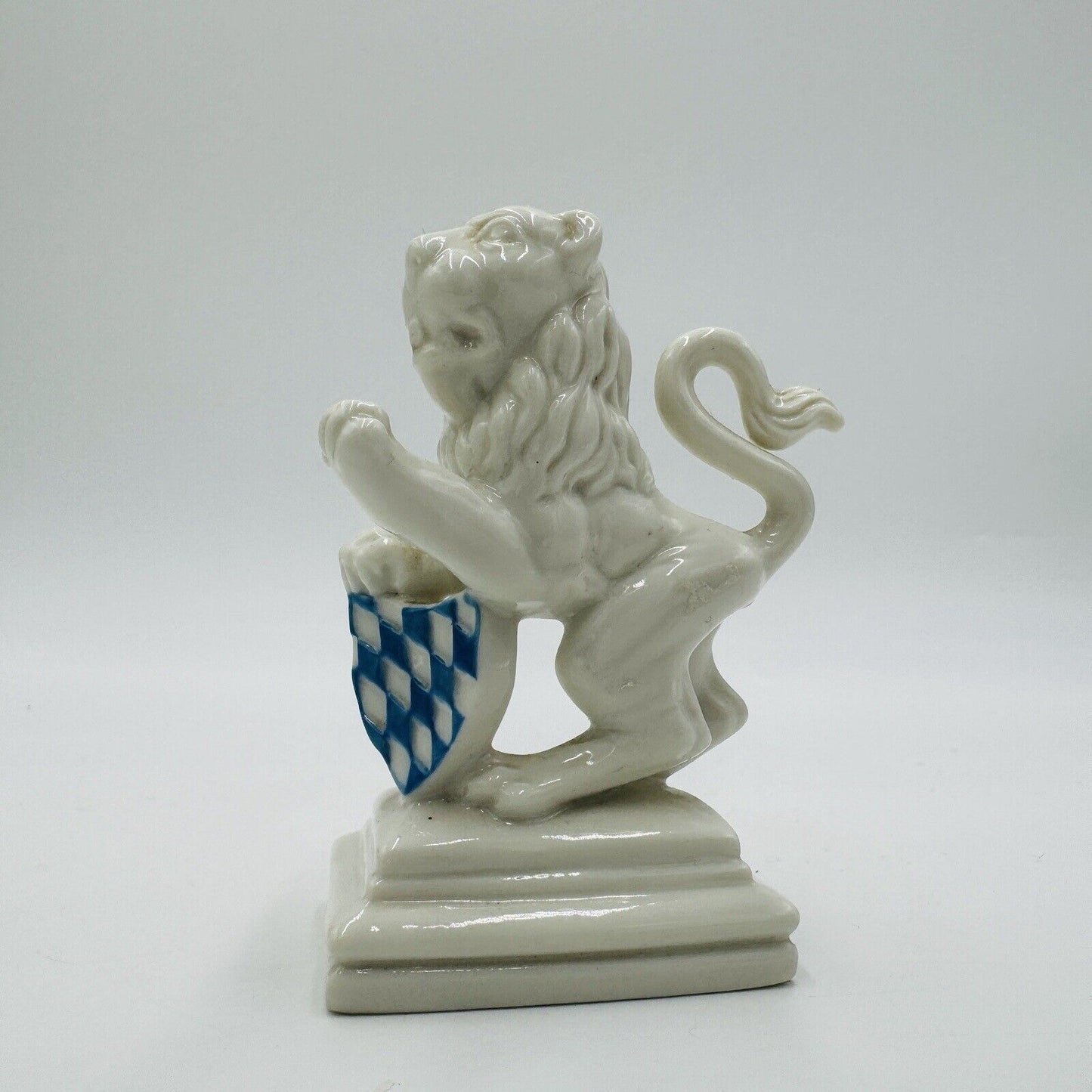 Nymphenburg Rauch Germany LION Bayerische Löwe Porcelain FIGURINE 705a 3.5in