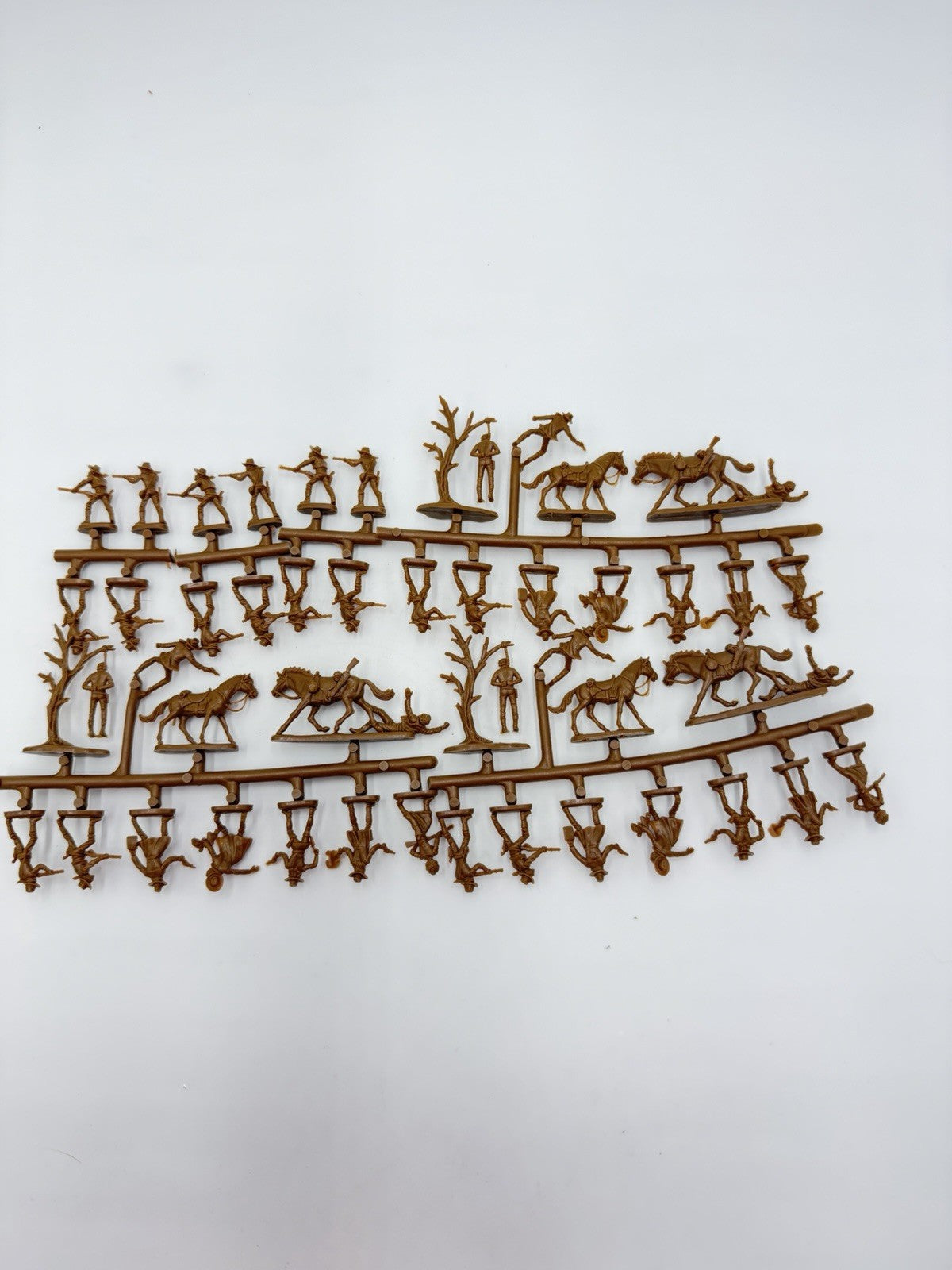 Atlantic of Italy 1109 & 1114 Outlaws & Sheriffs & Sioux-Toro Seduto Scale ho