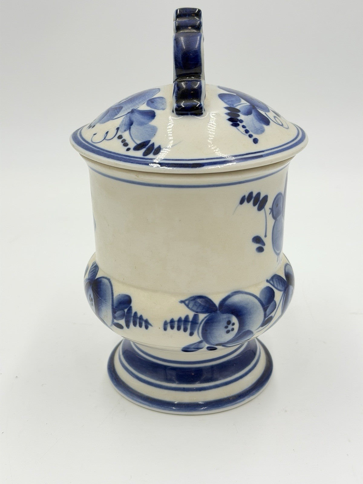 Gzhel Porcelain Russia Duggar Bowl White/blue Floral Pattern W/lid Vintage