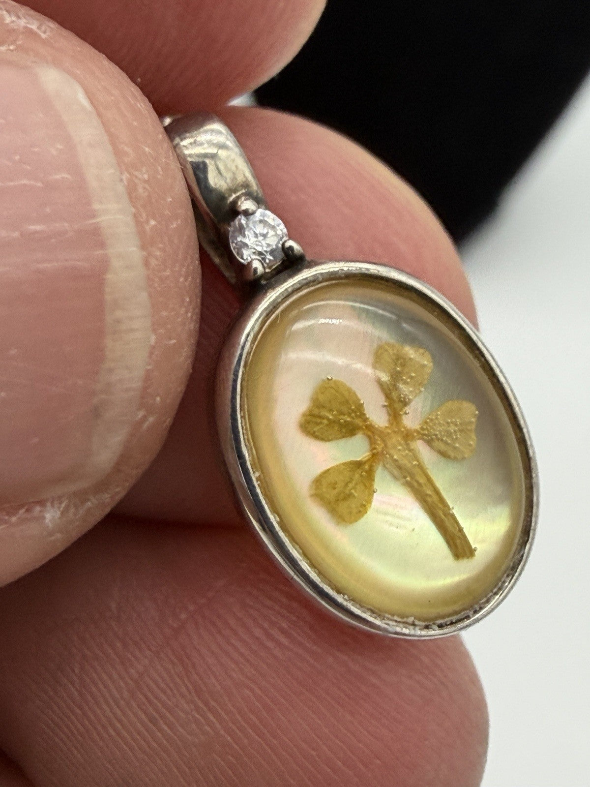 sterling silver four leaf clover pendant necklace Vintage Irish Oval 18”