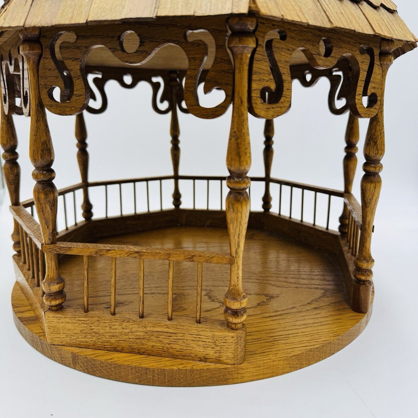 Large Folk Art Solid Wood Gazebo Bird feeder Vintage 1970s 18”x 14” Ornate Carve