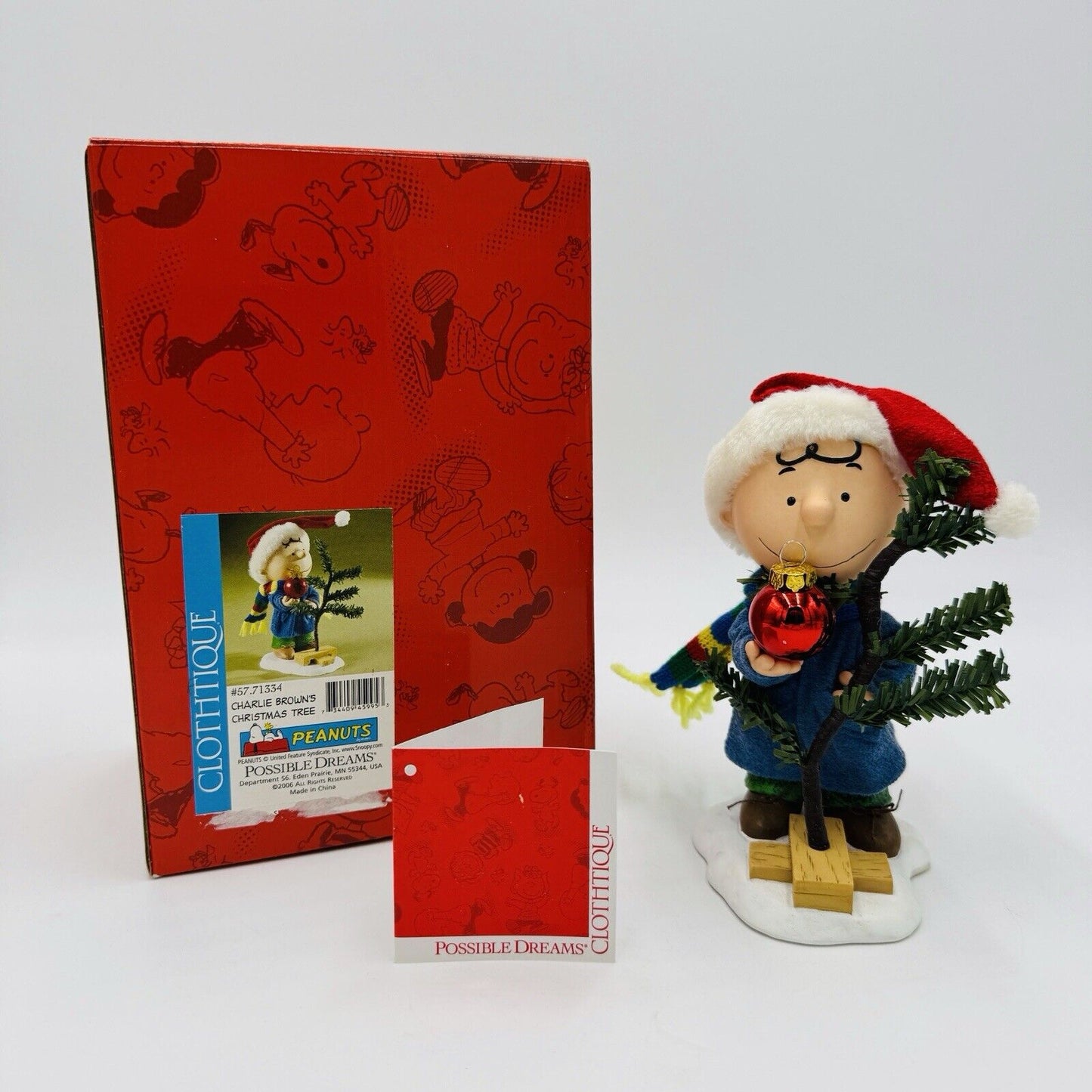 Dept 56 Clothtique Possible Dreams Peanuts  Charlie Brown ChristmasTree Figurine