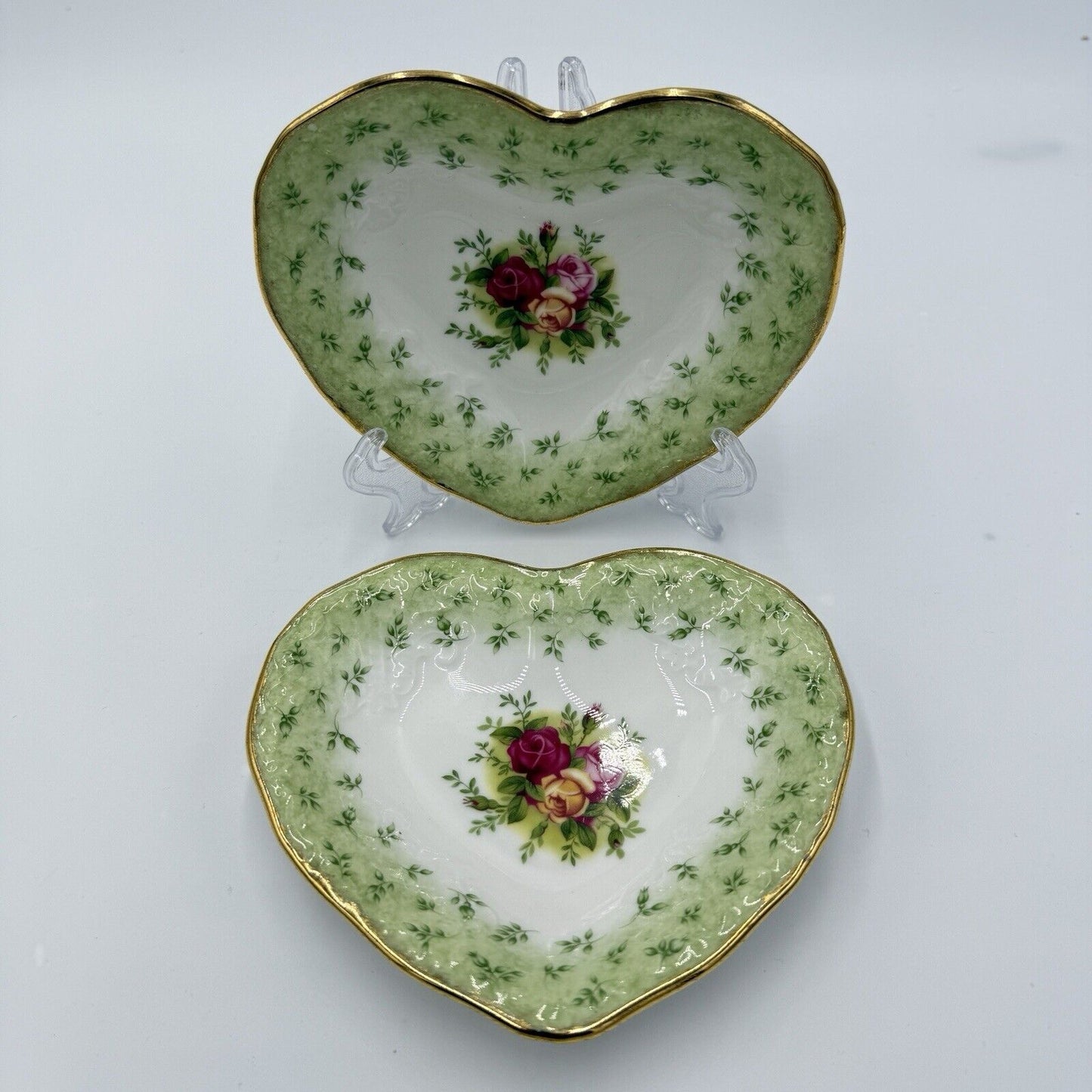 Royal Albert Old Country Roses Green rim Heart Shaped Porcelain Trinkets Set 2