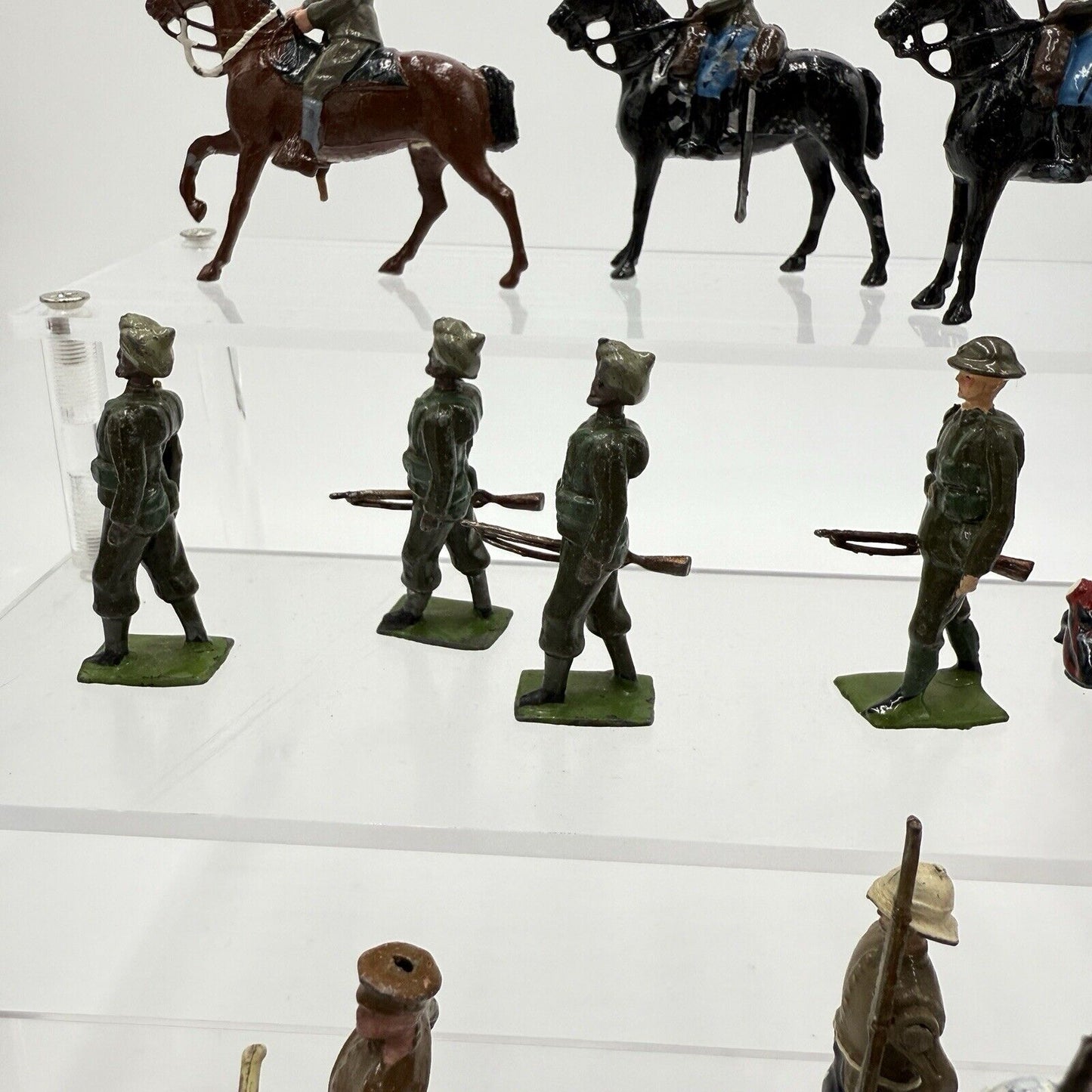 Vintage Britains 1970 Lead Toy Soldiers Hand Painted Mounted Guards Horses Lot