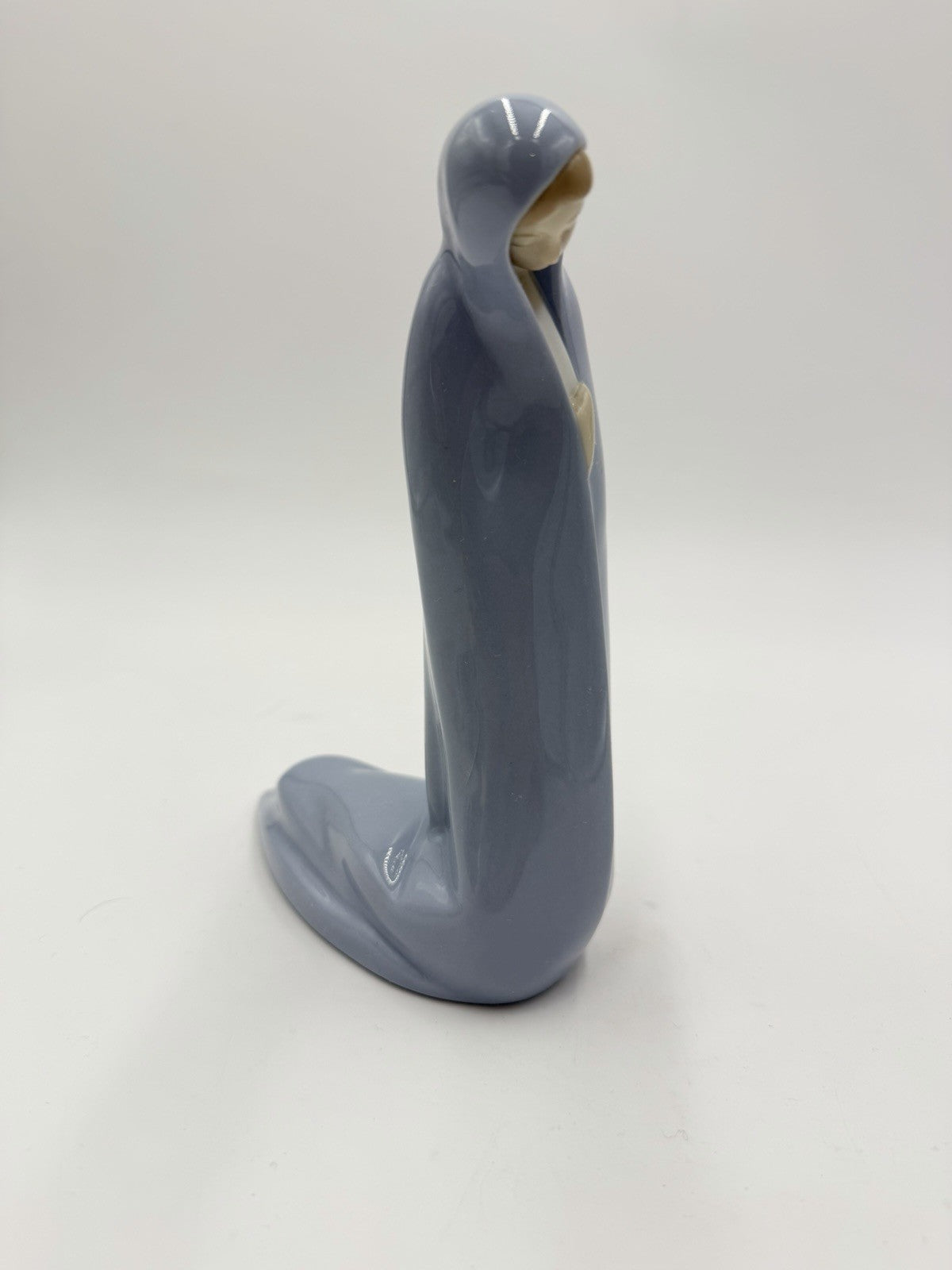 Lladro Spain Porcelain Madonna Virgin Mary Nativity Figurine 6.75"H