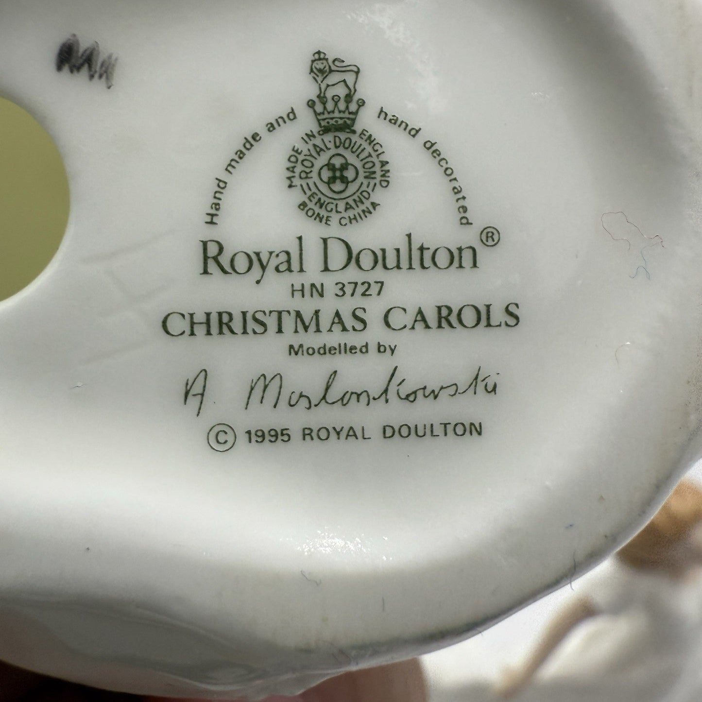 Royal Doulton Porcelain England White Ladies By A. Maslankowski Figurines Set