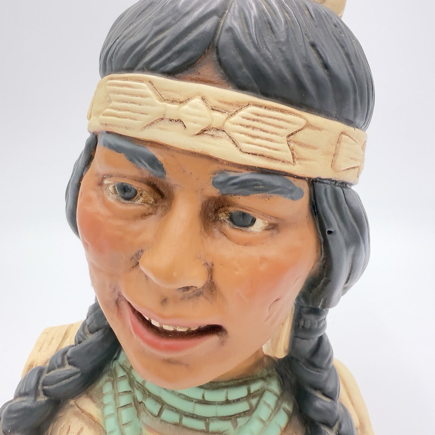 1974 Universal statuary Corp Chicago USA  female Native American Sculpture 10in