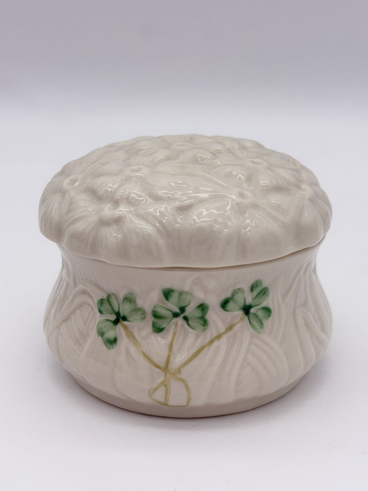 Belleek Ireland Porcelain Daisy Shamrock Lidded Trinket Box Embossed Vintage 3”