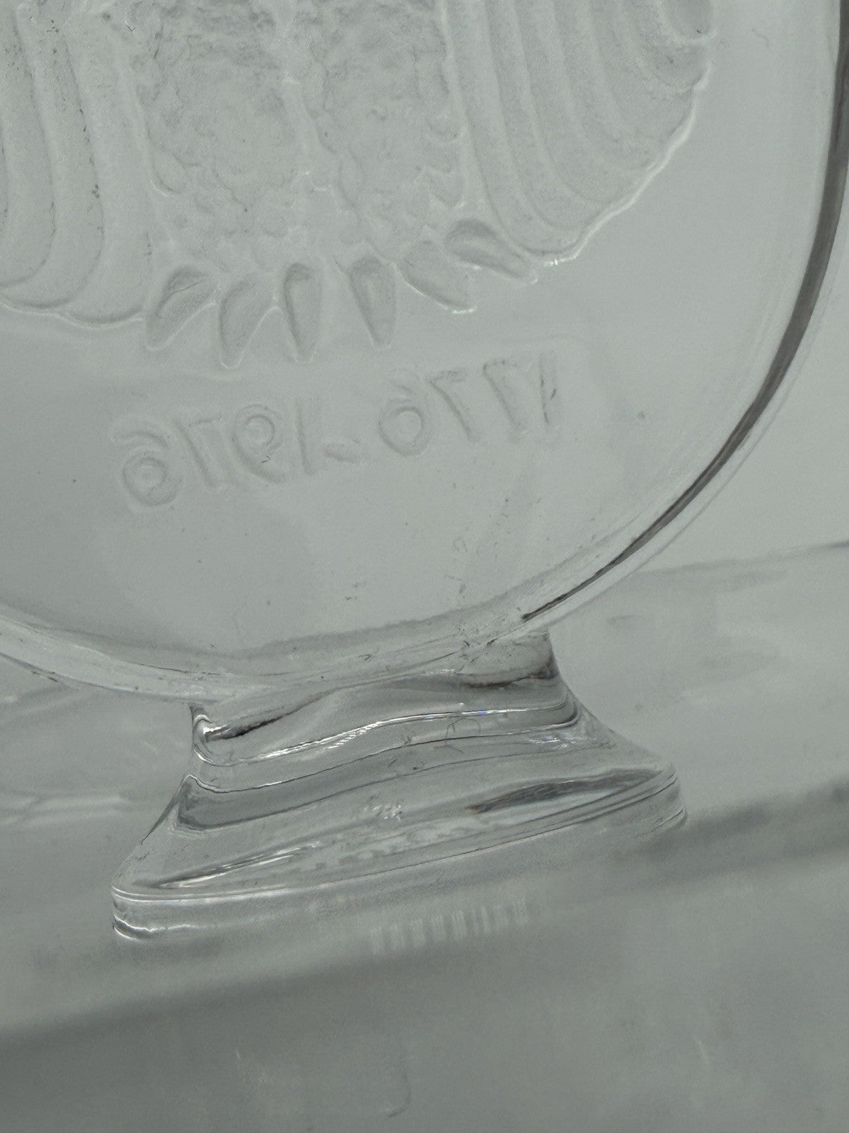 Lalique Crystal France 1976 Eagle Ring Holder Etched Vintage Jewelry Display
