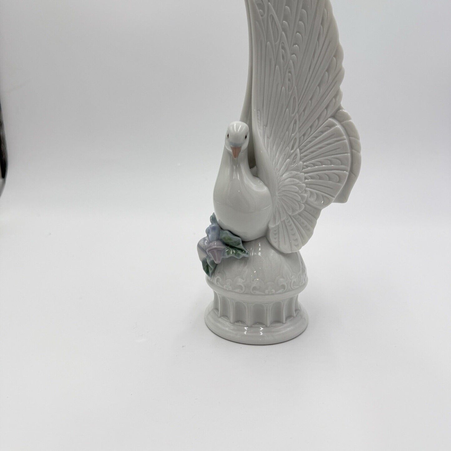 Lladro Spain Porcelain Message Of Peace Tree Top Dove Figurine Christmas