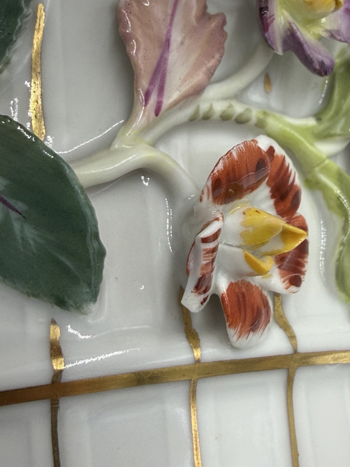 Antique Dresden Porcelain GermanyReticulated Pedestal Bowl W/ Encrusted Flowers