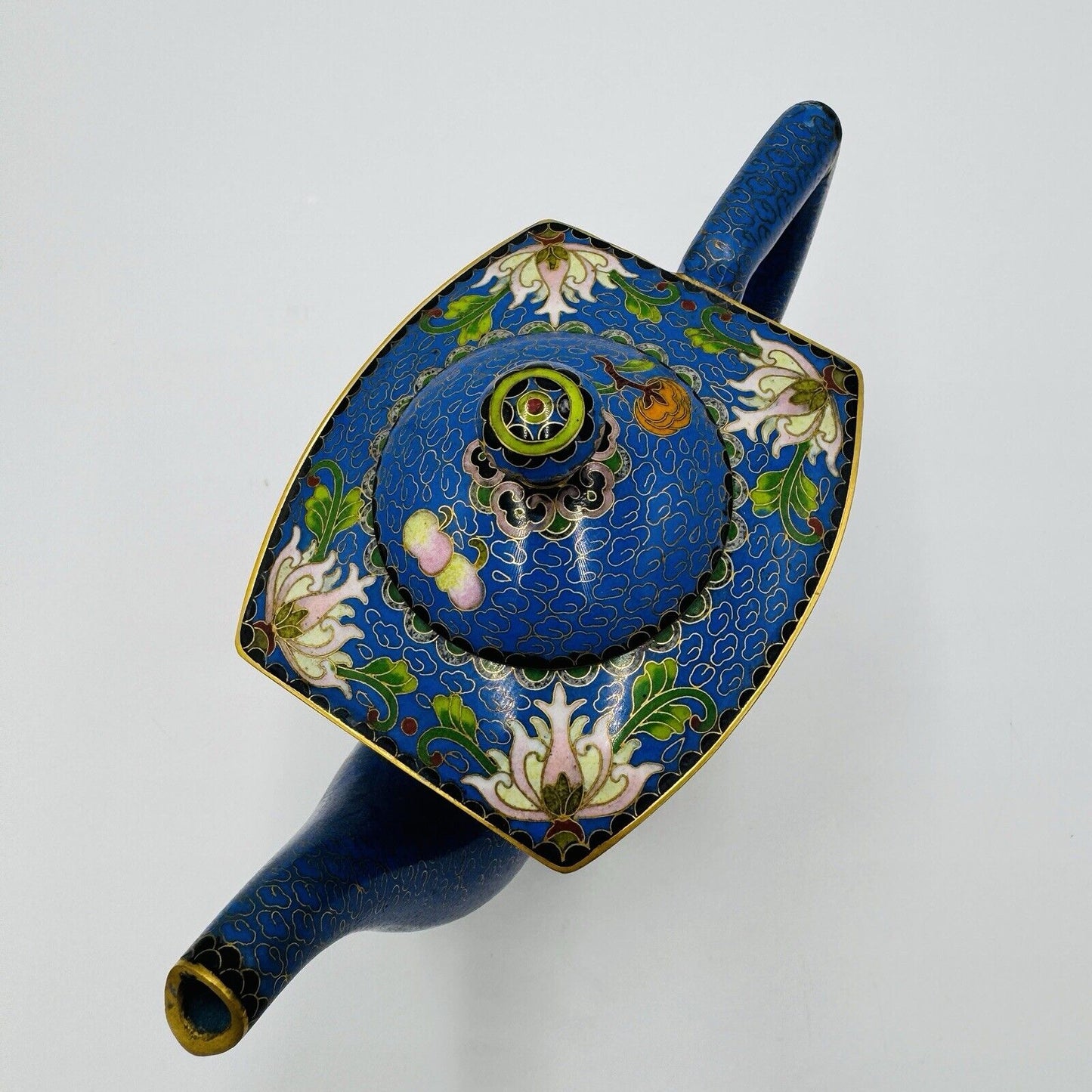 Antique cloisonne enamel teapot 19th C. Qing dynasty Brass Lidded W:7-1/2" H:6"