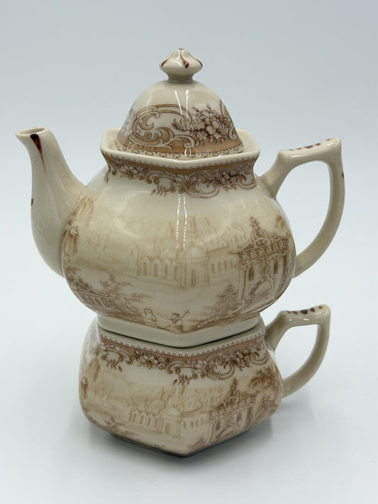 Staffordshire Queen's Fine Earthenware Stackable Porcelain Teapot 7”H Vintage