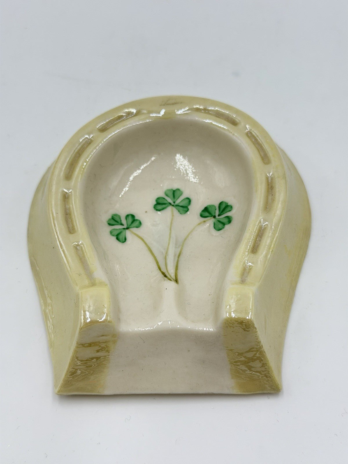 VTG Belleek Porcelain Lucky Horseshoe Spoon Rest / Ashtray / Pipe Rest Shamrocks