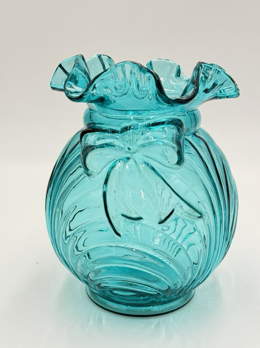 Vtg Fenton Art Glass Turquoise Teal Caprice Swirl w Bow Ruffled Edge Vase 6.5”