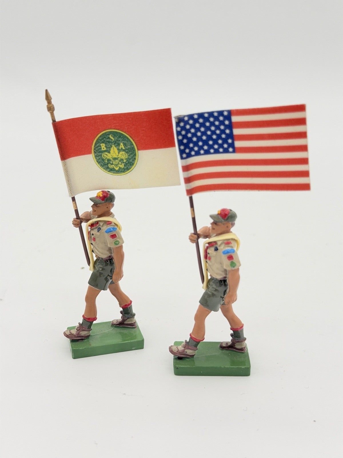 Britains Petite Ltd England Boy Scout W/flag Metal Painted Toys Figurines 3”