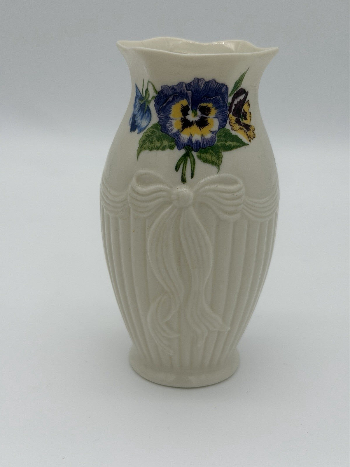 Belleek Ireland Porcelain Enchanted Garden Pansy Vase Millennium 2000 Painted 5”