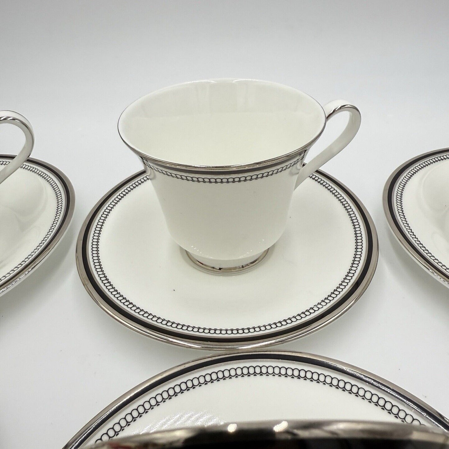 Vintage Royal Doulton SARABANDE H 5023 Bone China Black White CUPS & SAUCERS Set