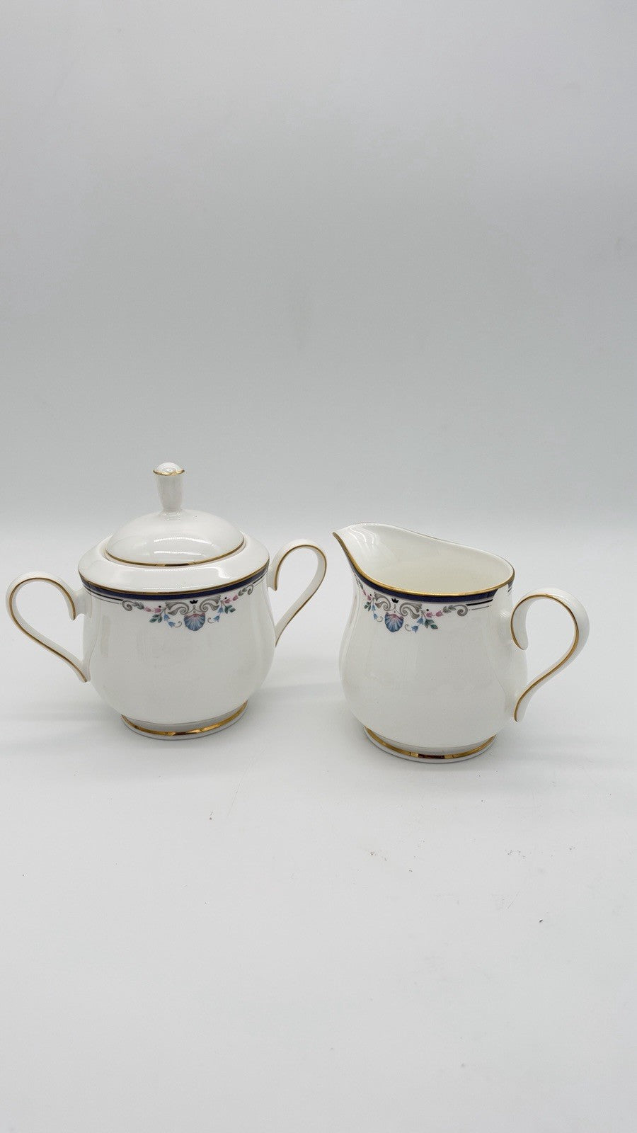 Rare Lenox porcelain USA Sabrina pattern sugar & creamer bowl set