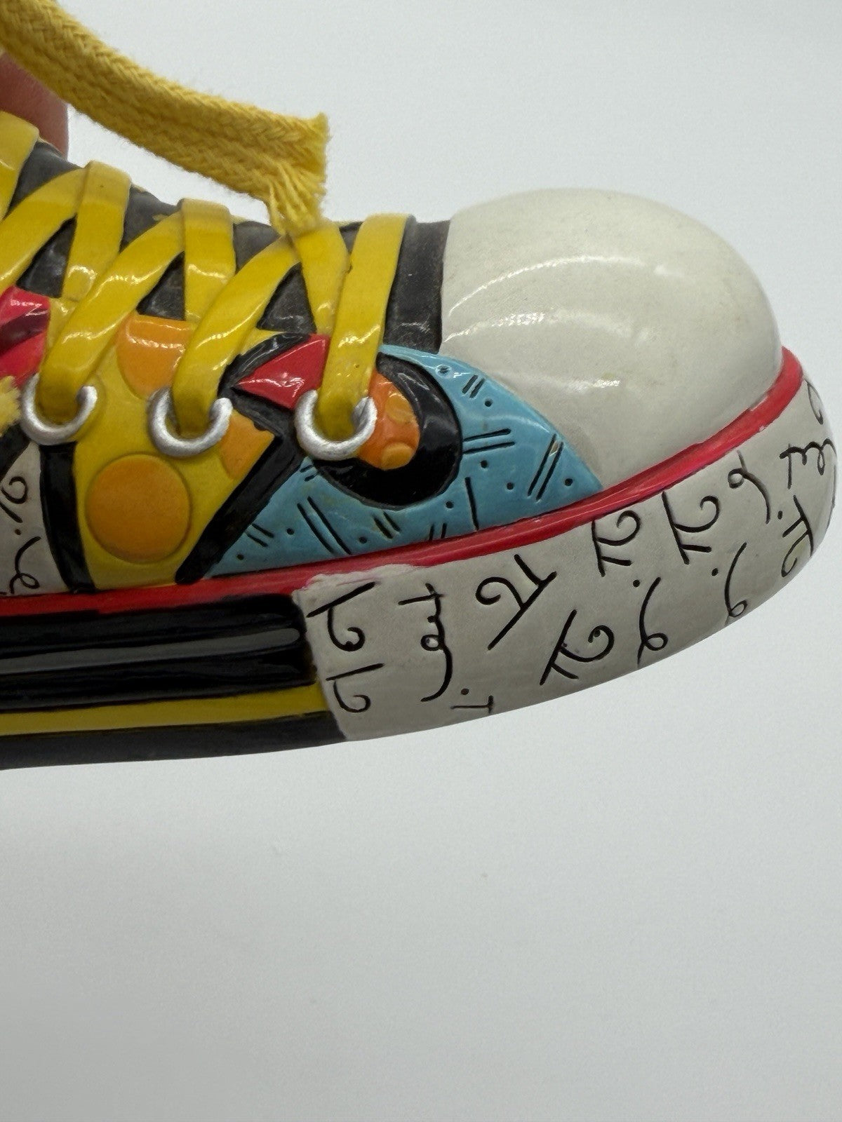 ROMERO BRITTO 2011 Shoe Sneaker Painted Multicolor Yellow laces Figurine