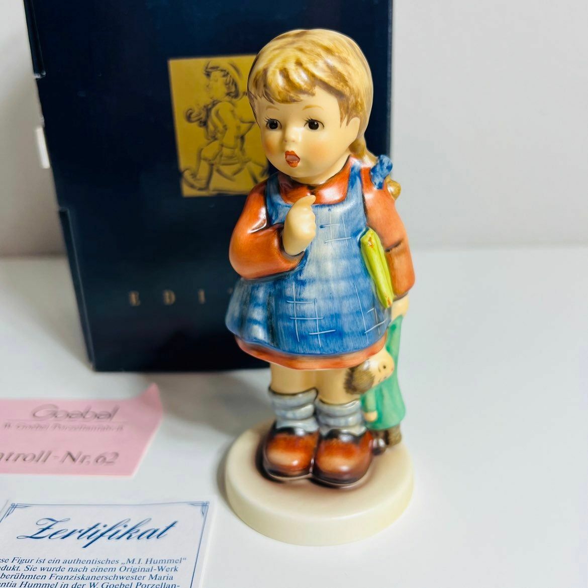 Goebel Hummel I Wonder Books Figurine Learning School Girl #486 German Sculpture