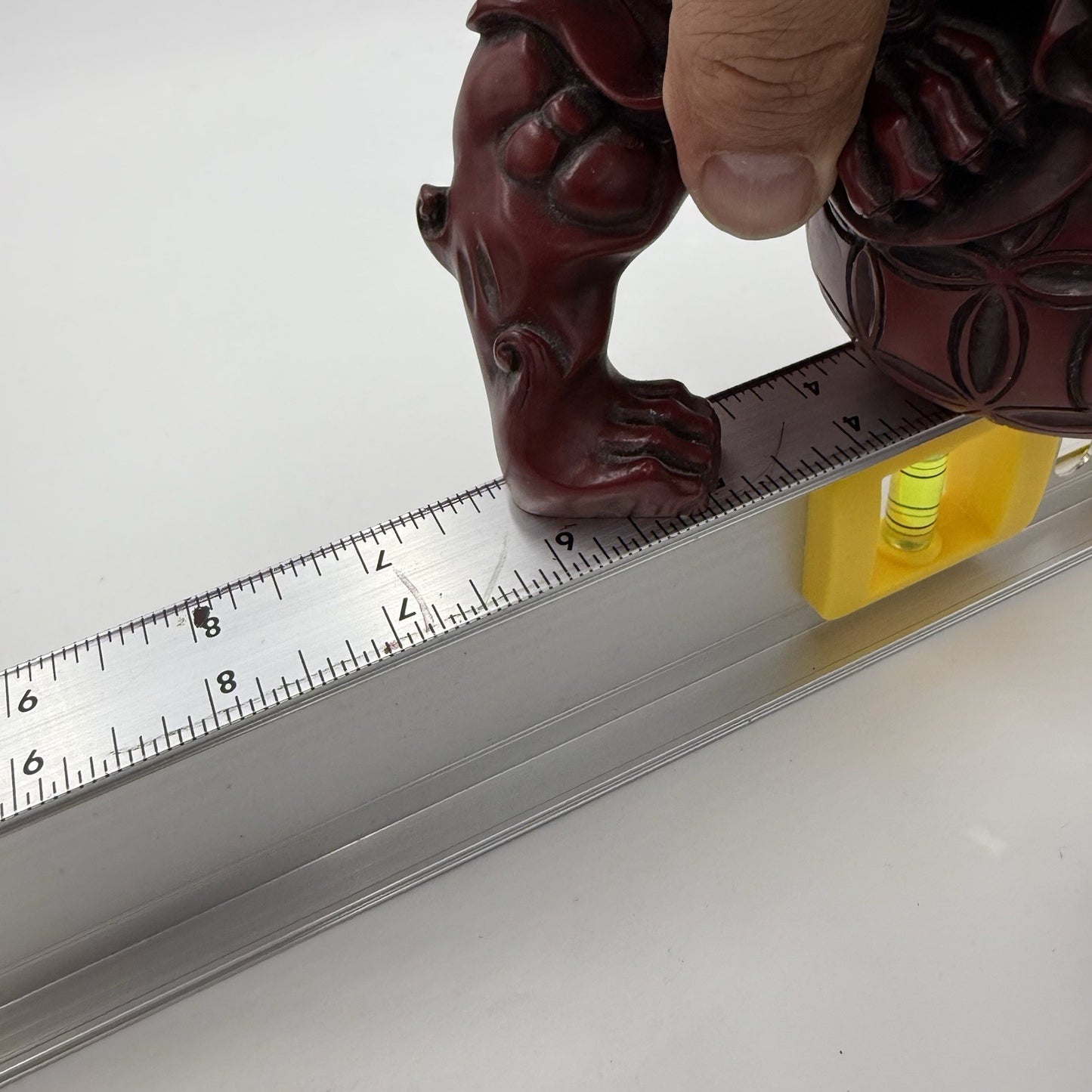 20TH Century CHINESE FOO DOGS RESIN CINNABAR Good Luck Bookends Large Figurines