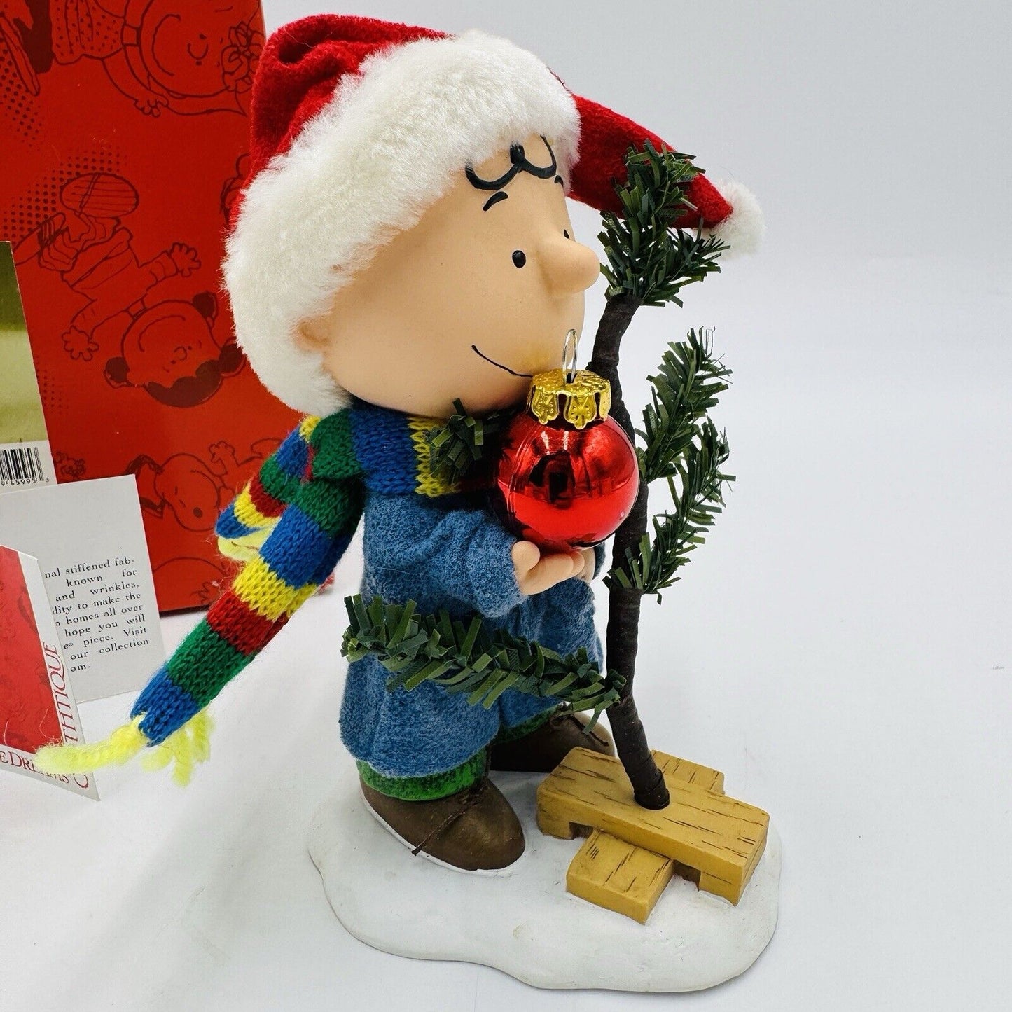 Dept 56 Clothtique Possible Dreams Peanuts  Charlie Brown ChristmasTree Figurine