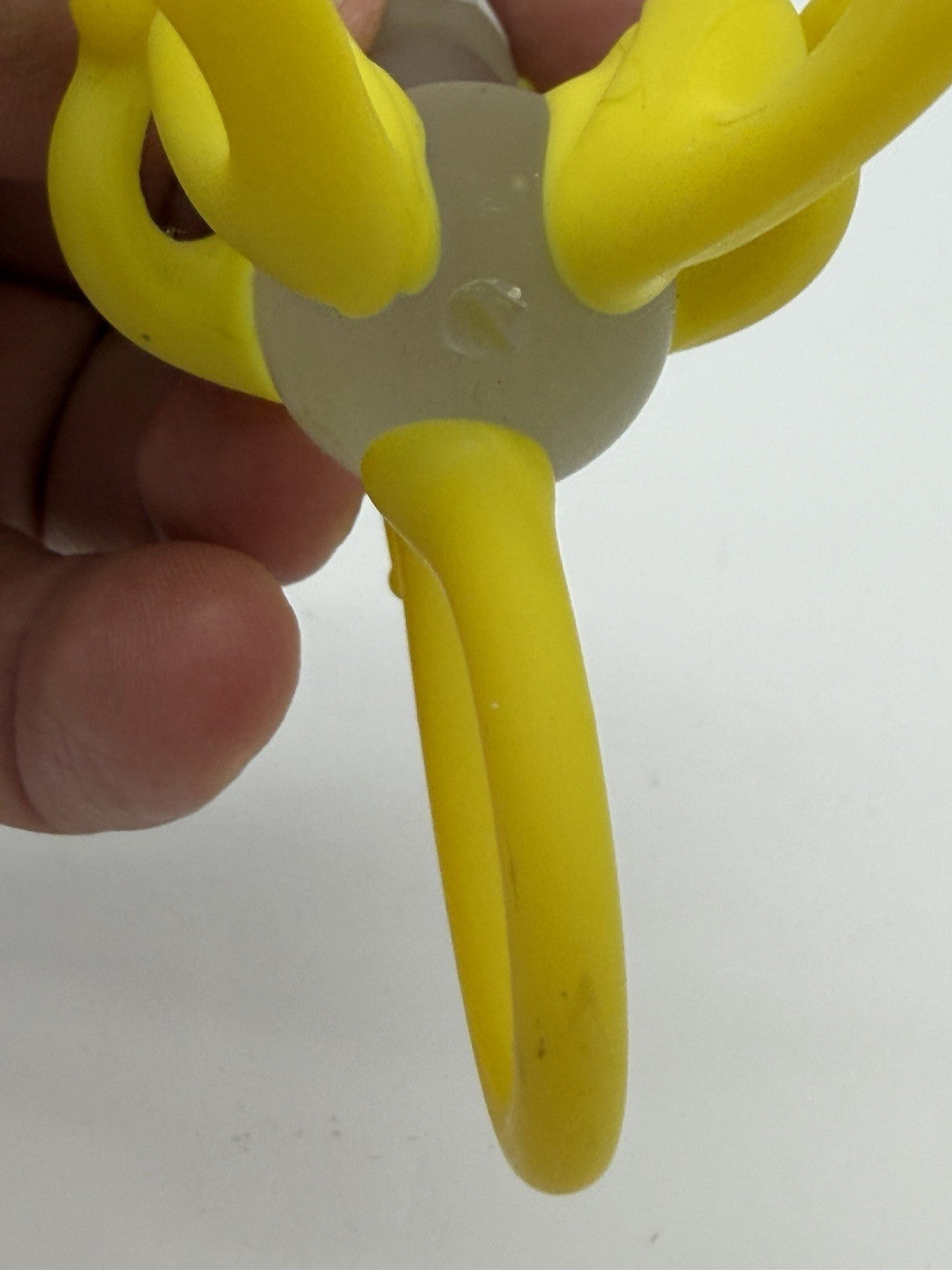 Vintage Hand Blown Art Glass Monkey Yellow White Frosted Figurine 2.5”H