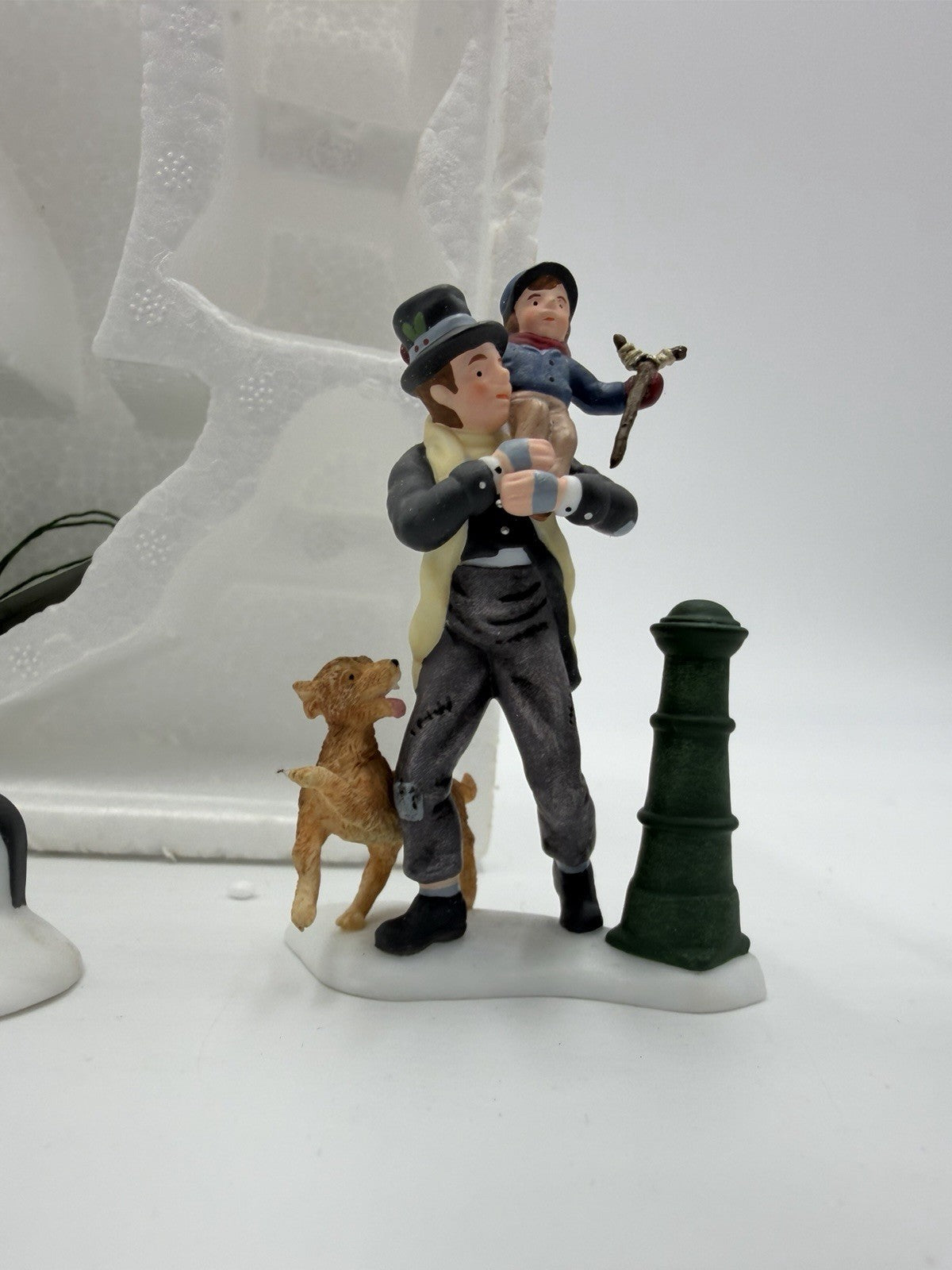 Dept 56 Heritage Village 4 Christmas Carol Spirits Scrooge Bob & Tiny Tim Figure