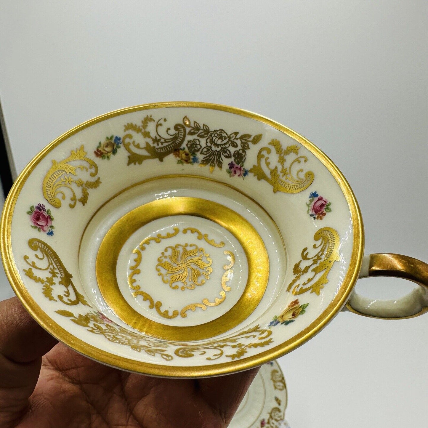 Hertel-Jacob Rehau Teacup Saucer Bavaria Porcelain 9624 Floral Gold Trim German