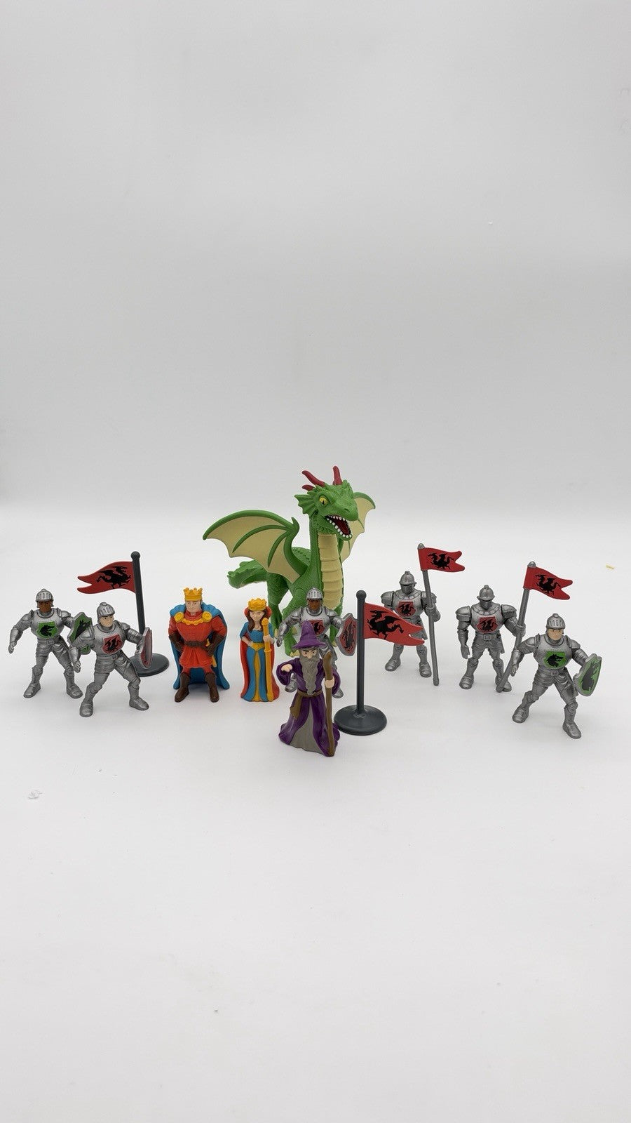 Lakeshore Learning Royal Kingdom 12 PCs Wizard Dragon King Queen Soldier Figurin