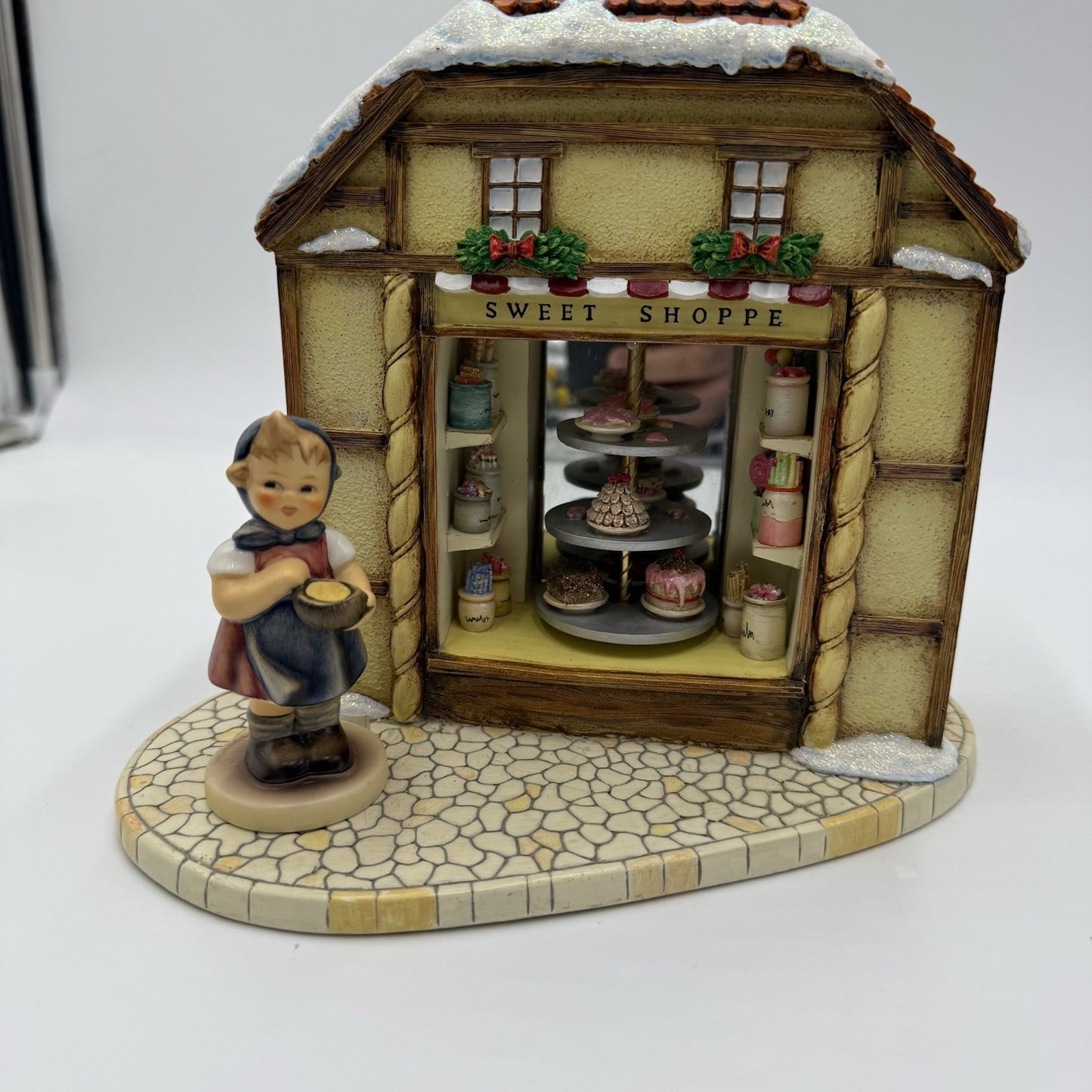 Goebel 2007 Bakery Display Sweet Shoppe Christmas Village Music Box
