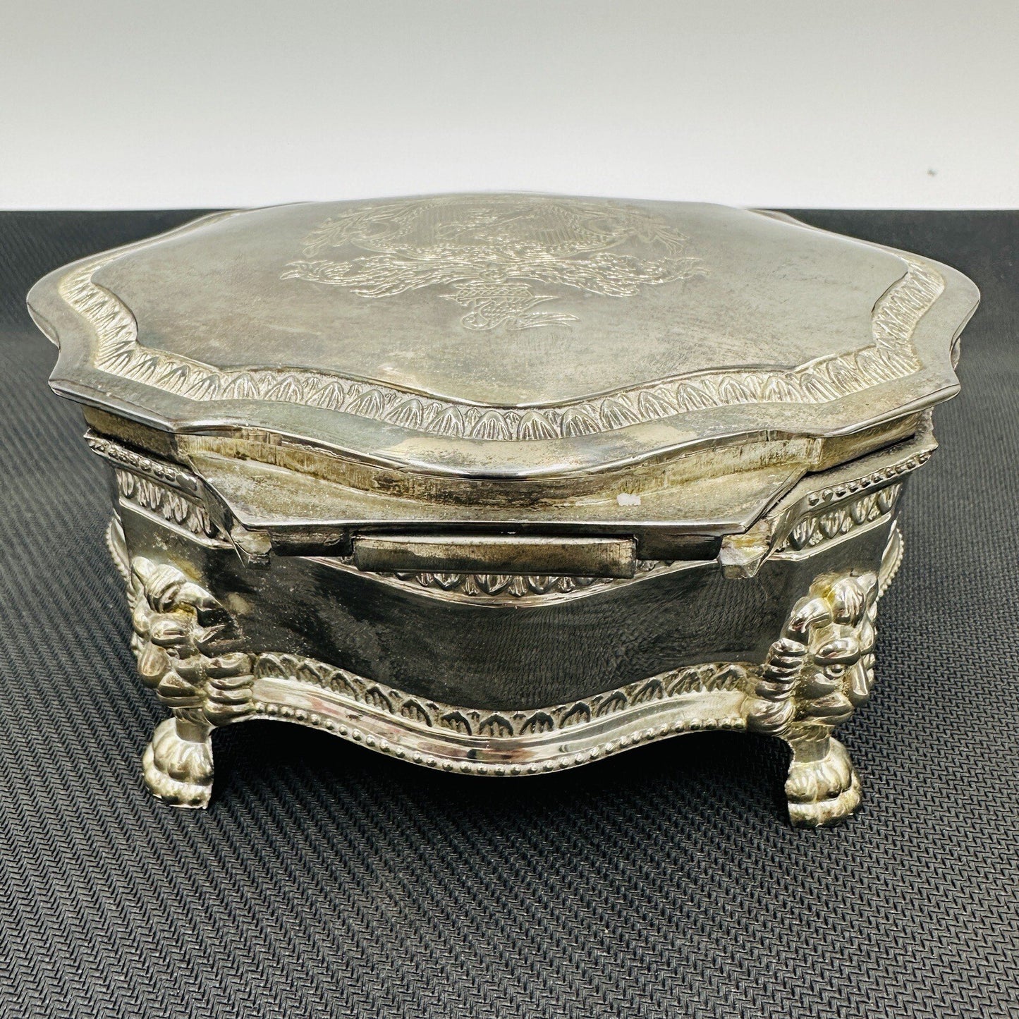 MCM Vintage Dieu Et Mon Droit British Royal Crest Silver Plate Jewelry Box