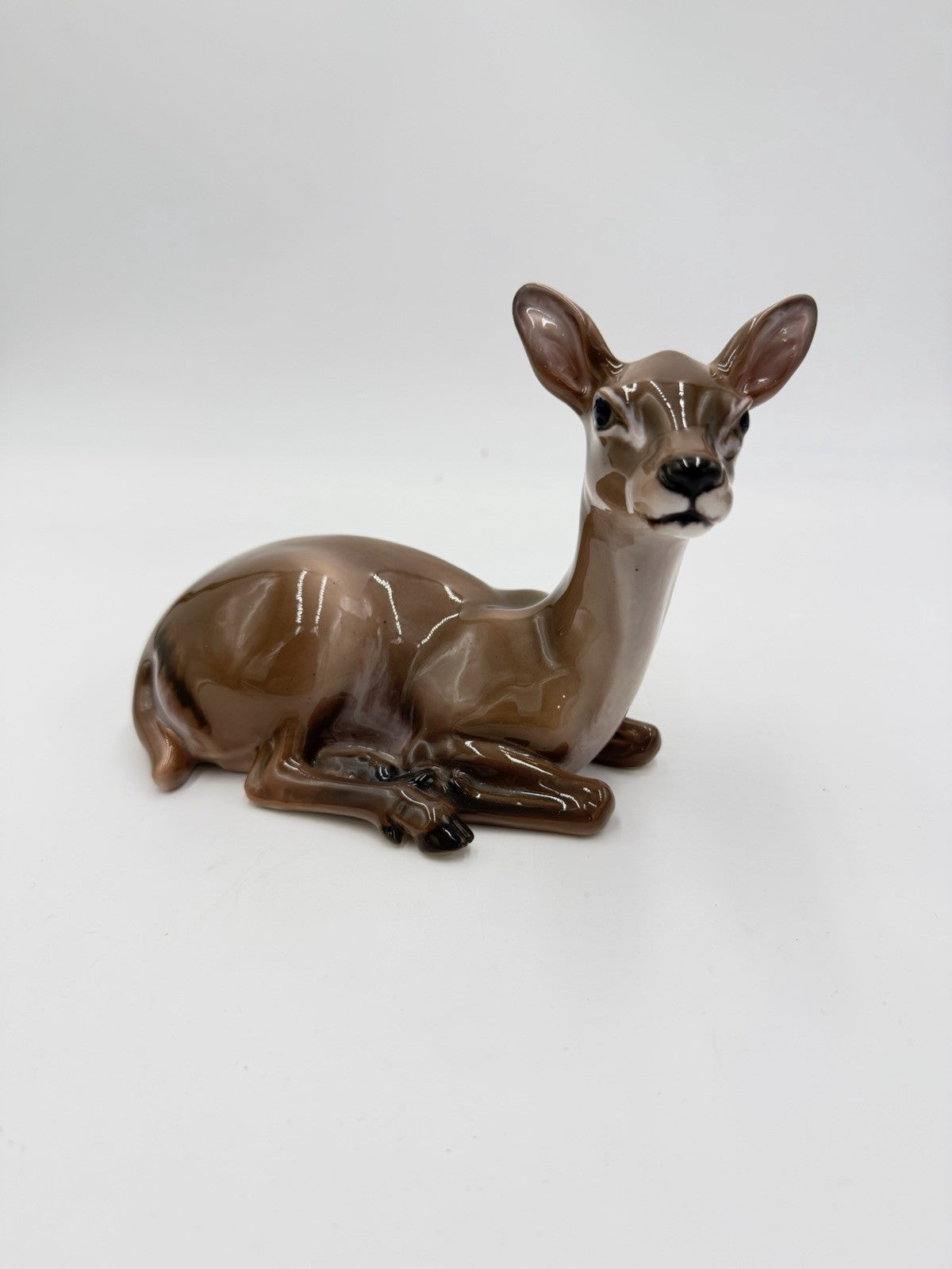 Dahl Jensen Copenhagen Denmark Porcelain Hand Painted deer Lying Figurine #1147