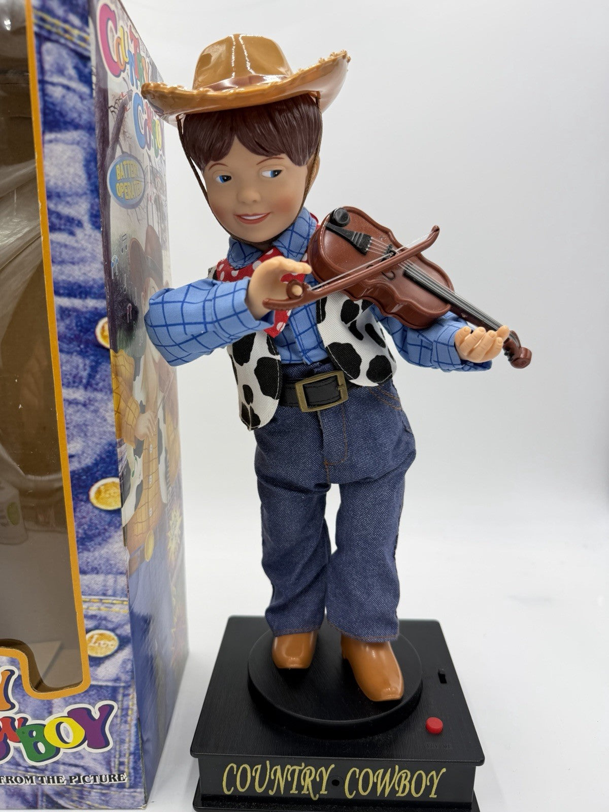 2003 Feng DYI Country Cowboy Violin Musical Doll Animated Performer 13” Rare
