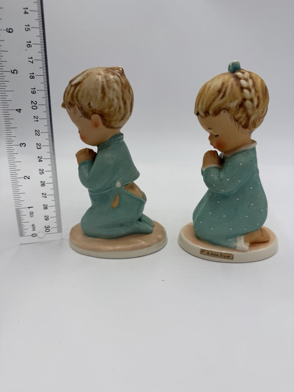 Goebel Hummel Germany Porcelain Praying Boy & Girl Figurine Set BYJ16&17 5.5”H