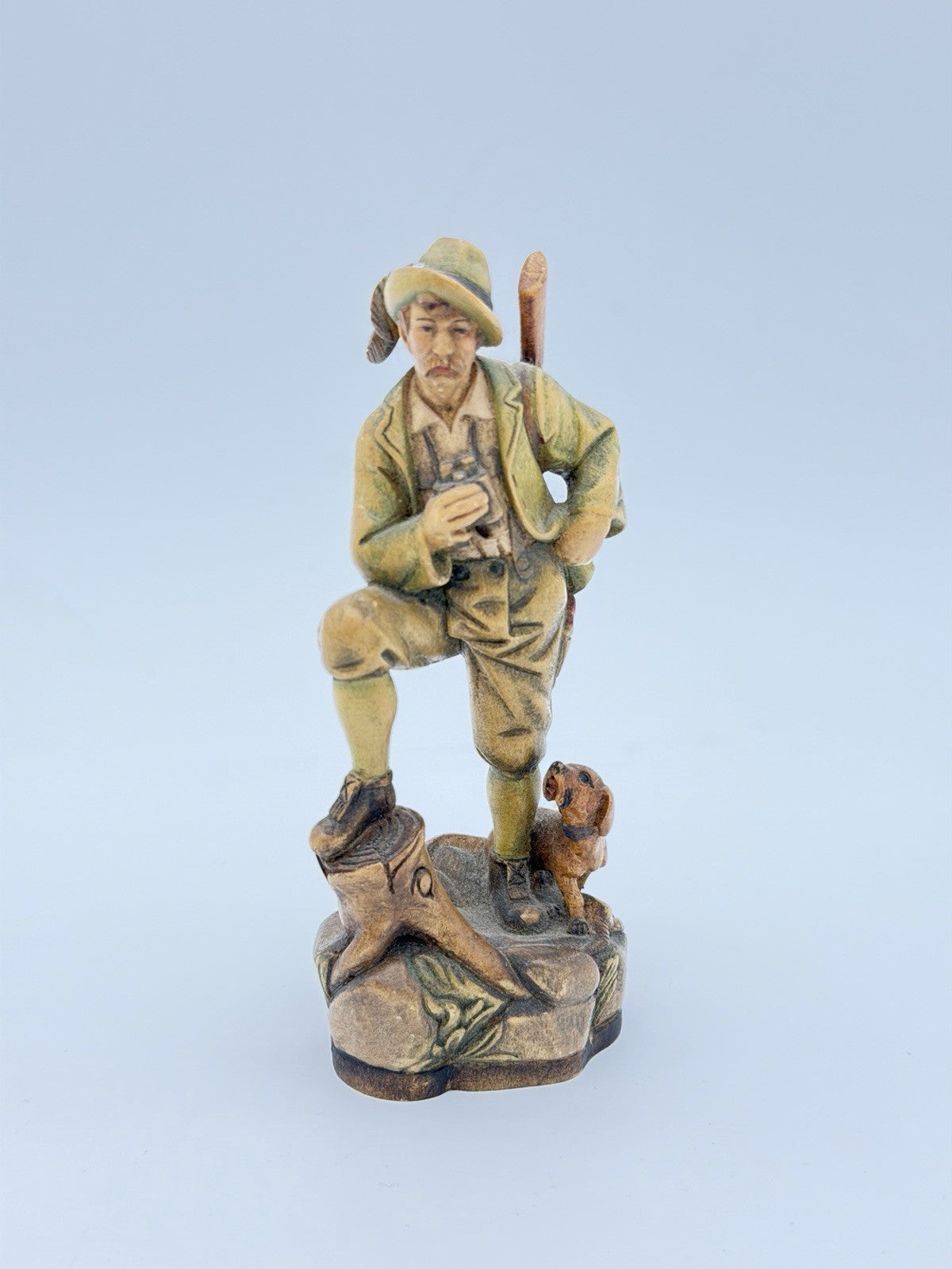 Vintage Folk Art Dolfi Italy Hand Carved Wood Figurine YAEGER DOLD 5”H
